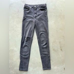 Levi’s Mile High Super Skinny, Size 28
